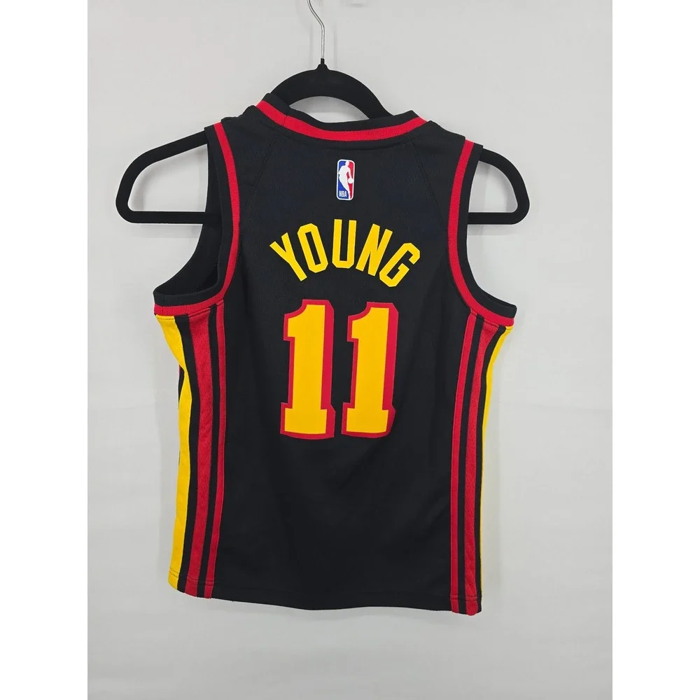 Jordan Atlanta Hawks‎ Trae Young 11 Statement Edition Jersey Kids Small Black